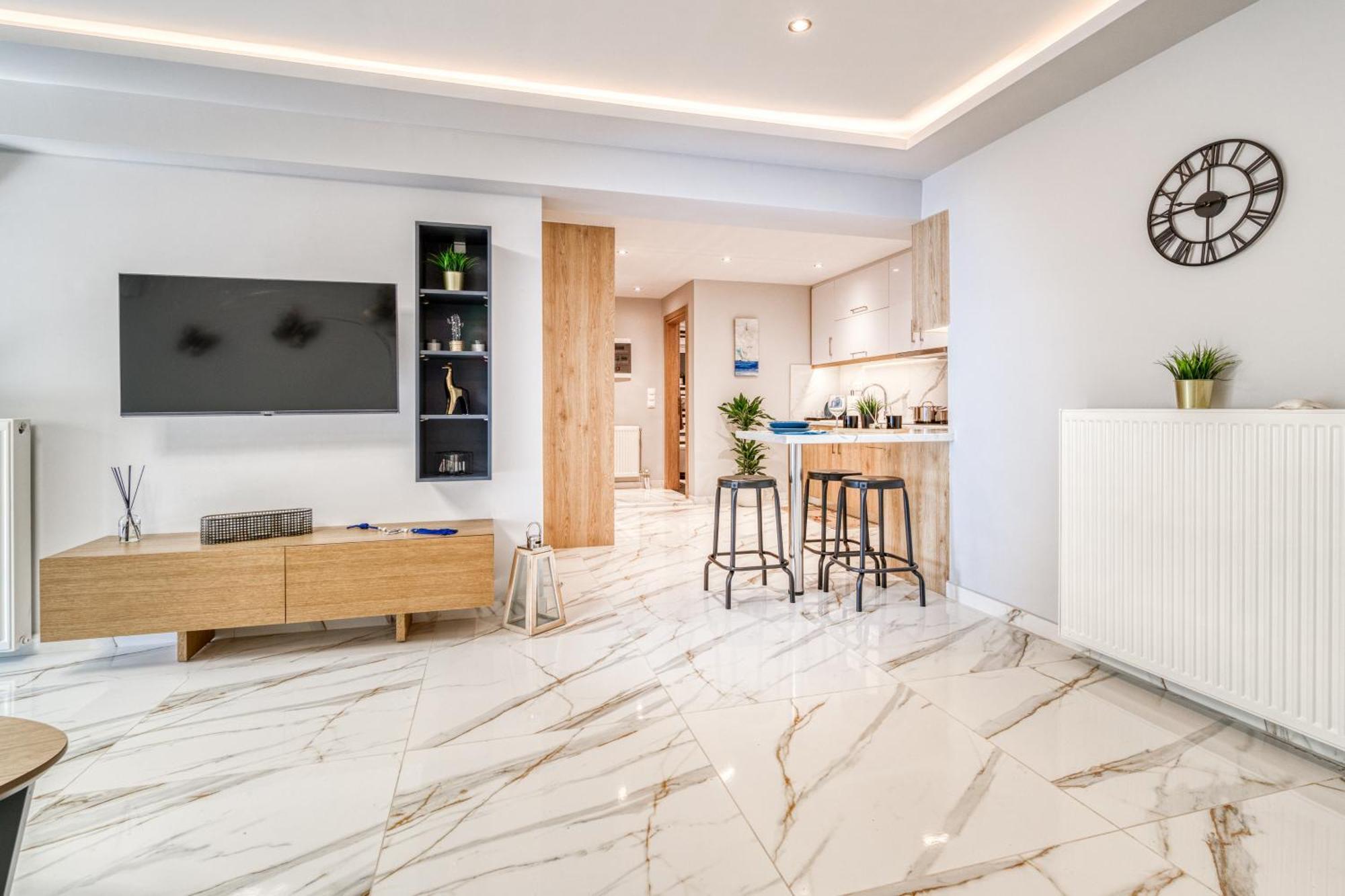 Athens Riviera, Seaview, Beachfront, Lux Apartment On Starbucks Building Exterior photo